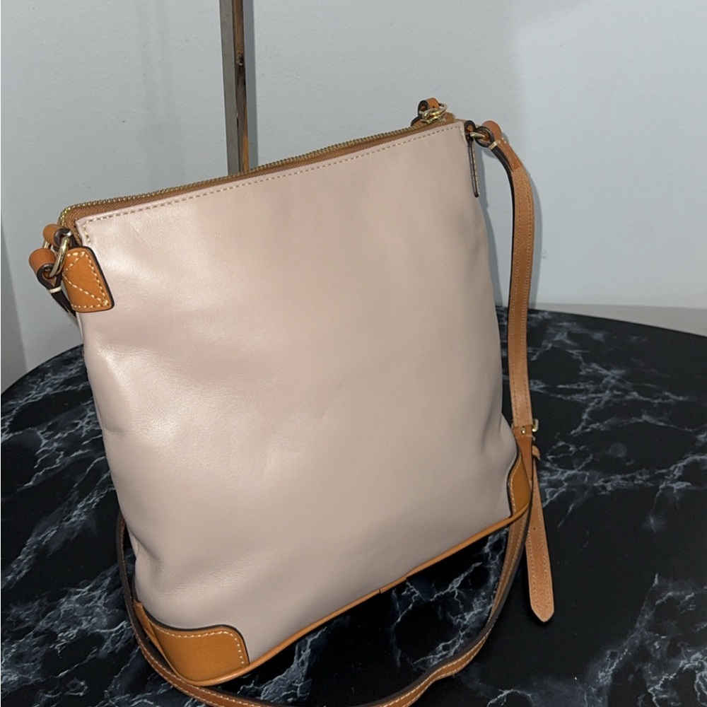 Dooney & Bourke Handbag Wexford Smooth Leather Crossbody Bag AUTHENTIC - Picture 9 of 11